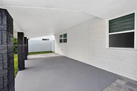 7860 NW 10th Street Pembroke Pines FL 33024