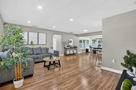 7860 NW 10th Street Pembroke Pines FL 33024