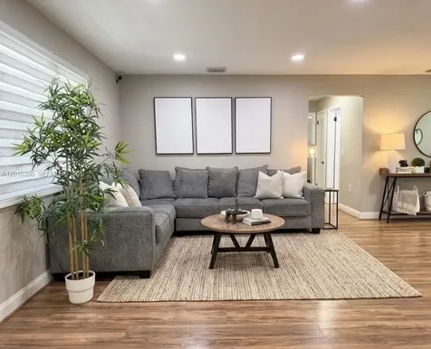 7860 NW 10th Street Pembroke Pines FL 33024