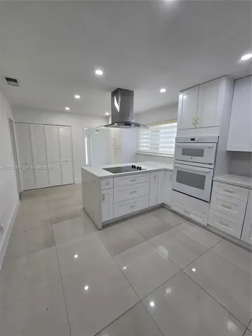 1417 W 40th Street Hialeah FL 33012