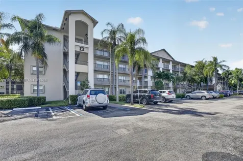 700 SW 137th Avenue Pembroke Pines FL 33027