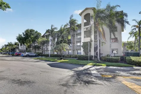700 SW 137th Avenue Pembroke Pines FL 33027