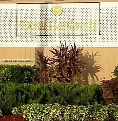 5201 NW Geneva Way Doral FL 33166