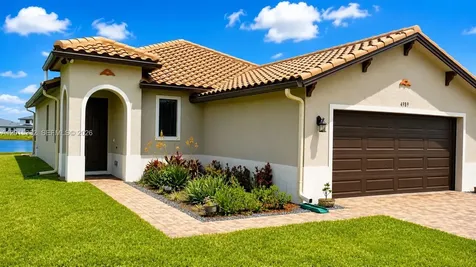 4989 Ofanto Lane Ave Maria FL 34142