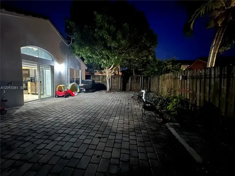 1916 SE 14th Court Homestead FL 33035