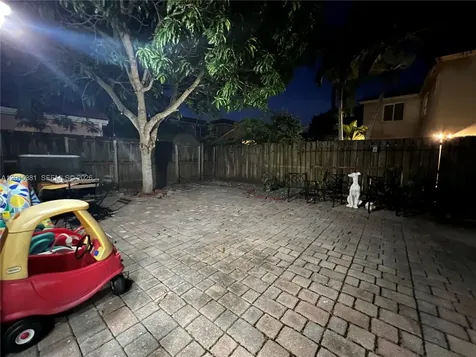 1916 SE 14th Court Homestead FL 33035