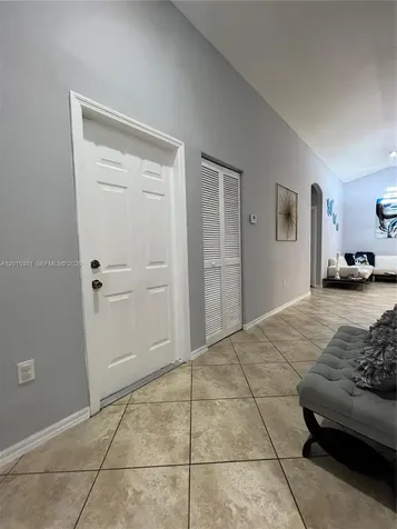 1916 SE 14th Court Homestead FL 33035
