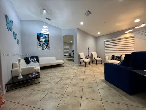1916 SE 14th Court Homestead FL 33035