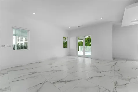 8221 NW 34th Drive Doral FL 33122