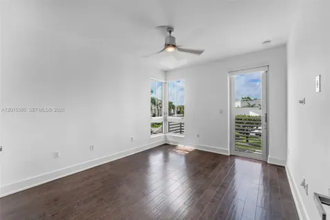 8221 NW 34th Drive Doral FL 33122