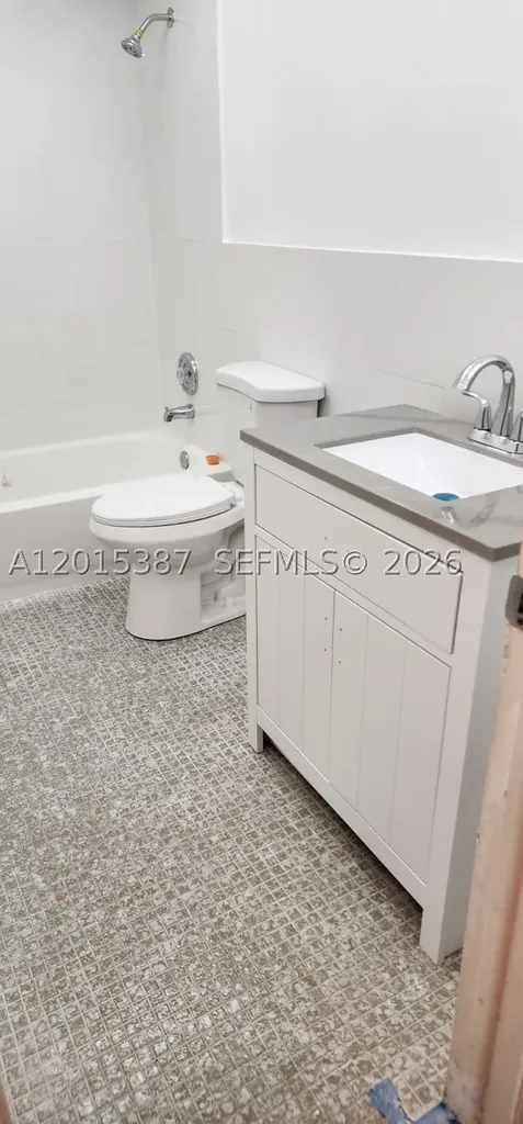 6930 Miami Gardens Drive Hialeah FL 33015