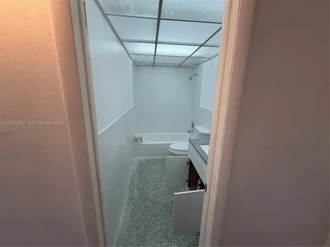 6930 Miami Gardens Drive Hialeah FL 33015
