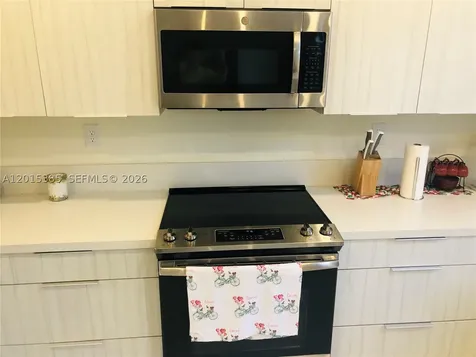 10597 NW 81 Terrace Doral FL 33178