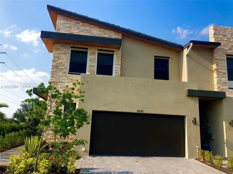 10597 NW NW 81 Terrace Doral FL 33178