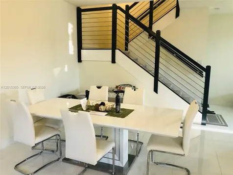 10597 NW NW 81 Terrace Doral FL 33178