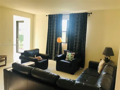 10597 NW NW 81 Terrace Doral FL 33178
