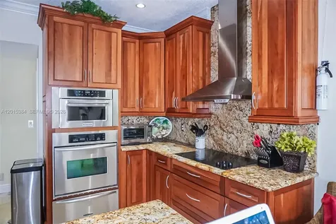 6864 Sugarloaf Key Street Lake Worth FL 33467