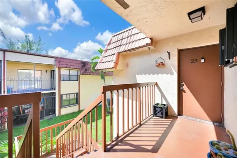 6535 W 26th Drive Hialeah FL 33016