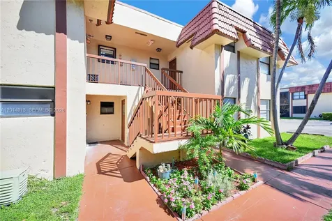 6535 W 26th Drive Hialeah FL 33016
