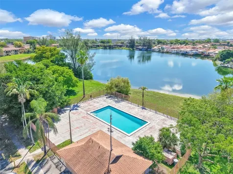 6535 W 26th Drive Hialeah FL 33016