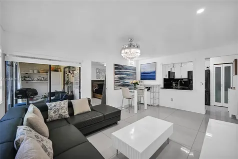 6535 W 26th Drive Hialeah FL 33016