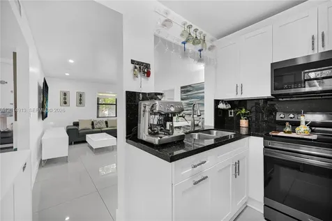 6535 W 26th Drive Hialeah FL 33016