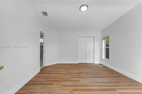 8113 SW 157 Court Miami FL 33193