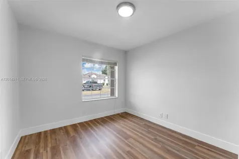 8113 SW 157 Court Miami FL 33193