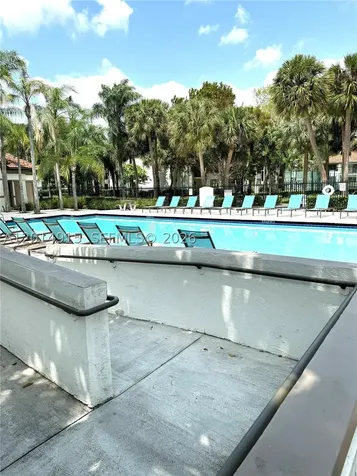 520 S Park Road Hollywood FL 33021