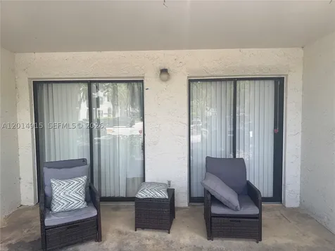 520 S Park Road Hollywood FL 33021