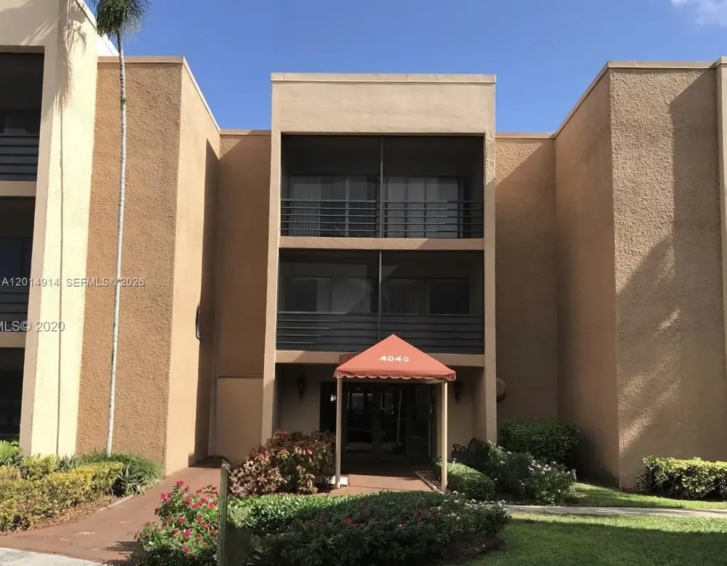 4040 N Hills Drive Hollywood FL 33021