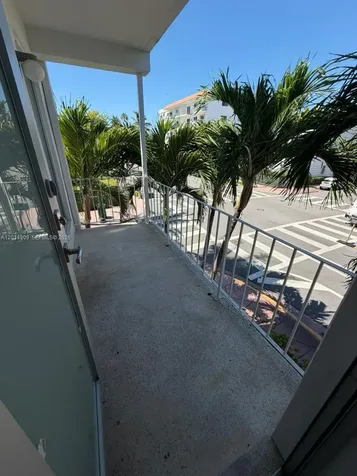 641 Espanola Way Miami Beach FL 33139
