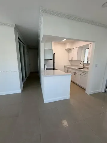 641 Espanola Way Miami Beach FL 33139