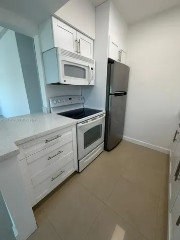 641 Espanola Way Miami Beach FL 33139