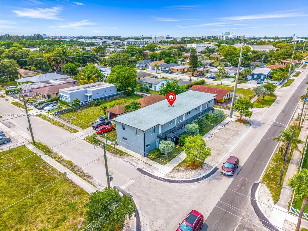 2201 Greene Street Hollywood FL 33020