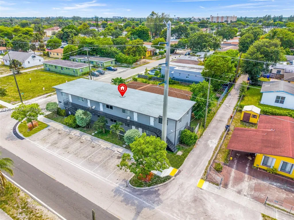 2201 Greene Street Hollywood FL 33020