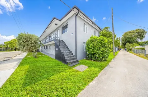 2201 Greene Street Hollywood FL 33020