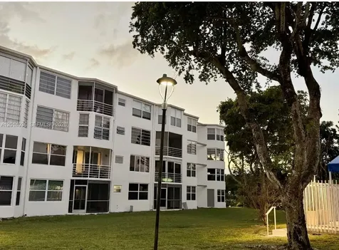 1351 NE 191st Street Miami FL 33179