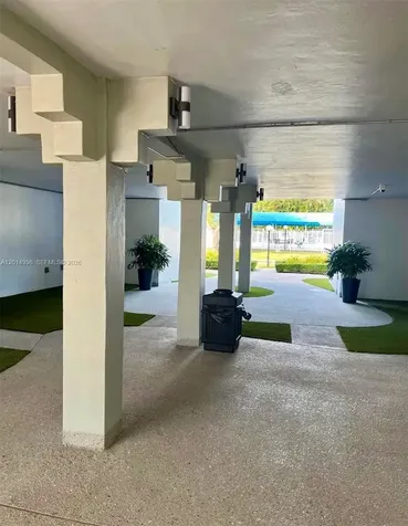 1351 NE 191st Street Miami FL 33179