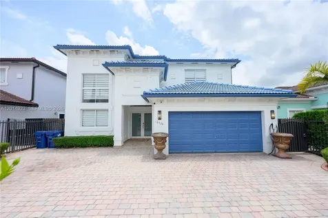 16528 SW 44th Street Miami FL 33185