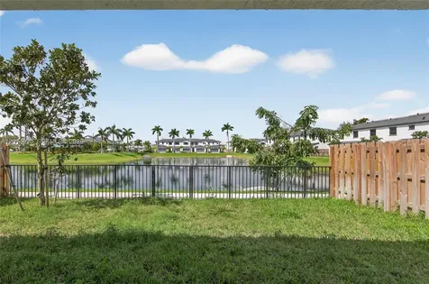 4981 Peacock Way Dania Beach FL 33312