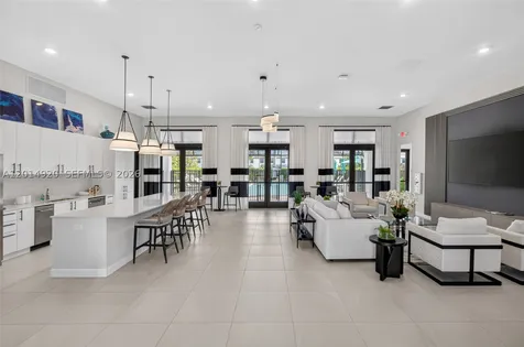 4981 Peacock Way Dania Beach FL 33312