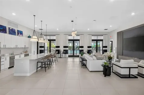 4981 Peacock Way Dania Beach FL 33312