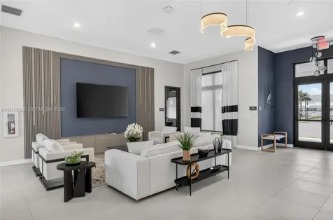4981 Peacock Way Dania Beach FL 33312
