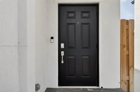 4981 Peacock Way Dania Beach FL 33312