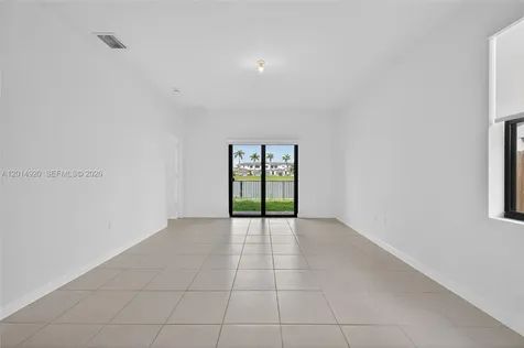 4981 Peacock Way Dania Beach FL 33312