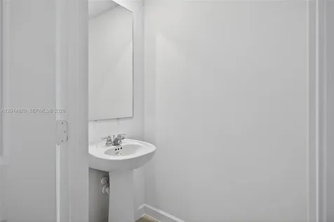 4981 Peacock Way Dania Beach FL 33312