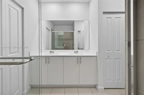 4981 Peacock Way Dania Beach FL 33312