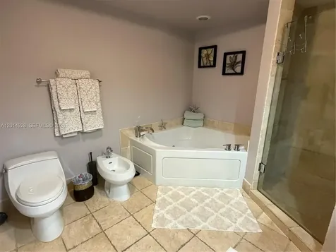 18201 Collins Avenue Sunny Isles Beach FL 33160