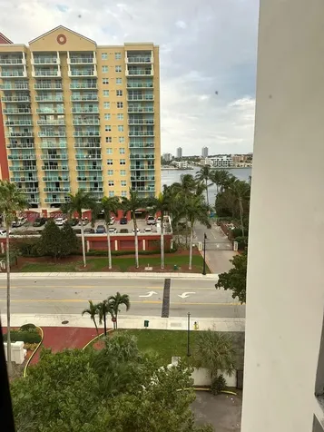 17021 N Bay Road Sunny Isles Beach FL 33160
